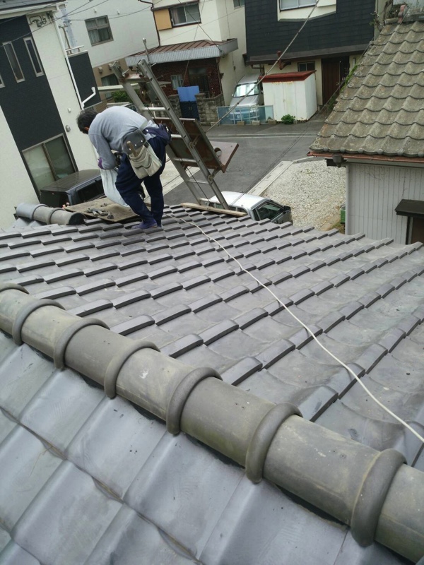 埼玉県三郷市の有限会社 伊原瓦巧芸、貸家の屋根葺き替え工事完了