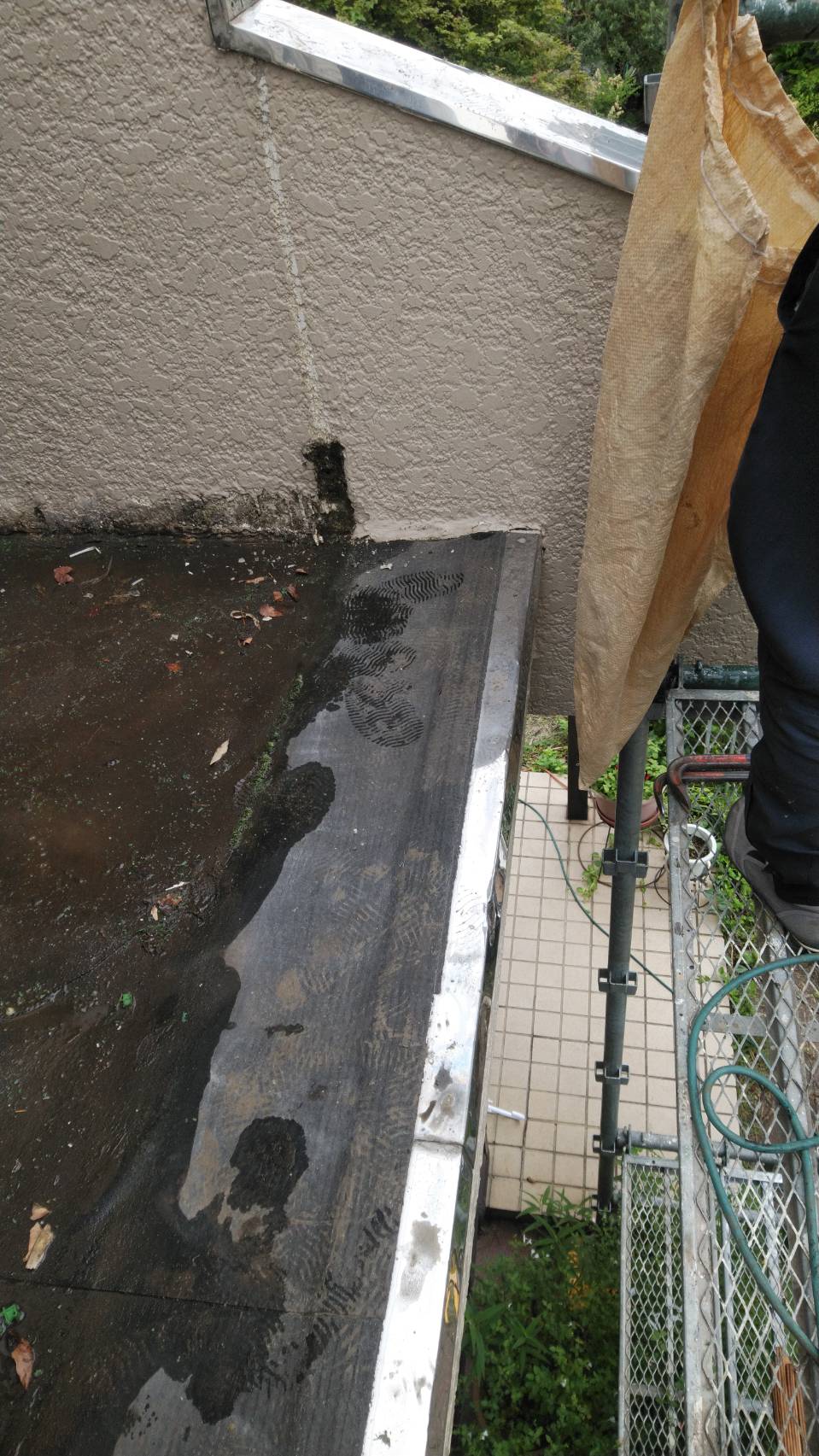 埼玉県三郷市の有限会社 伊原瓦巧芸、雨漏り修理工事